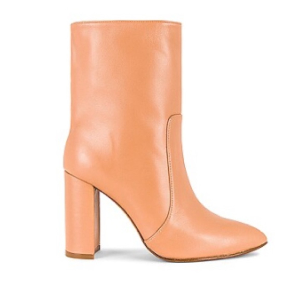 Toral ankle boot in natural
